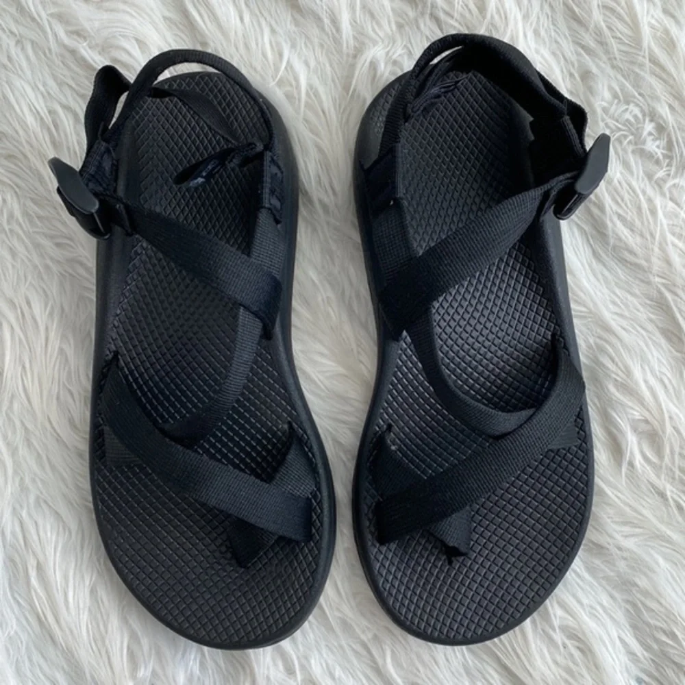 Chaco‎ | All Black Strappy Sandal
